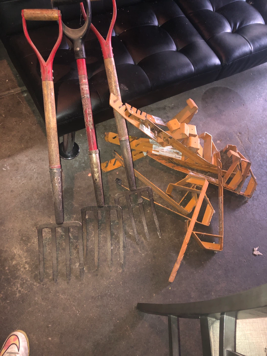 Garden Tools Bundle - Pitch Fork, Shovel & Rake