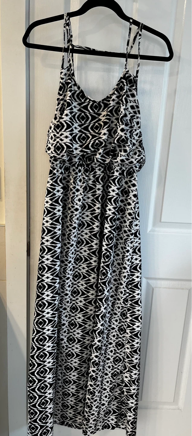 Black and White Tribal Print Maxi Dress