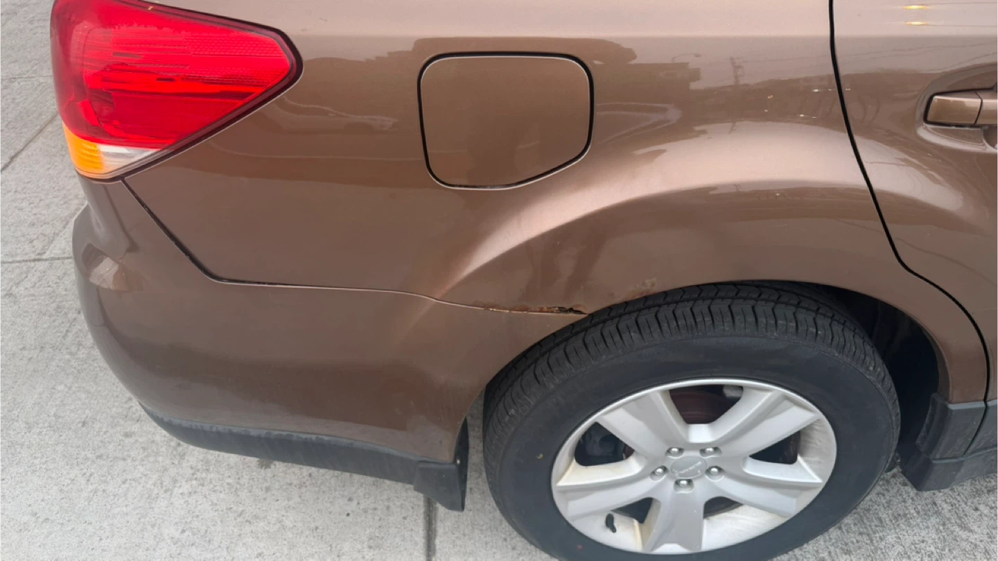 2011 Subaru outback 3.6R - photo 5