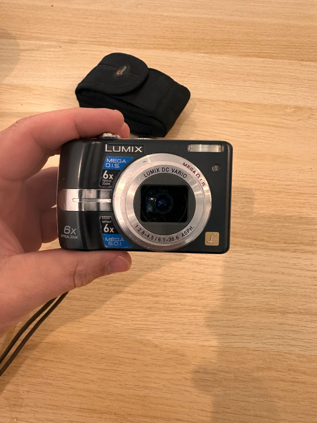 Panasonic Lumix DMC-FS10 Digital Camera - photo 4