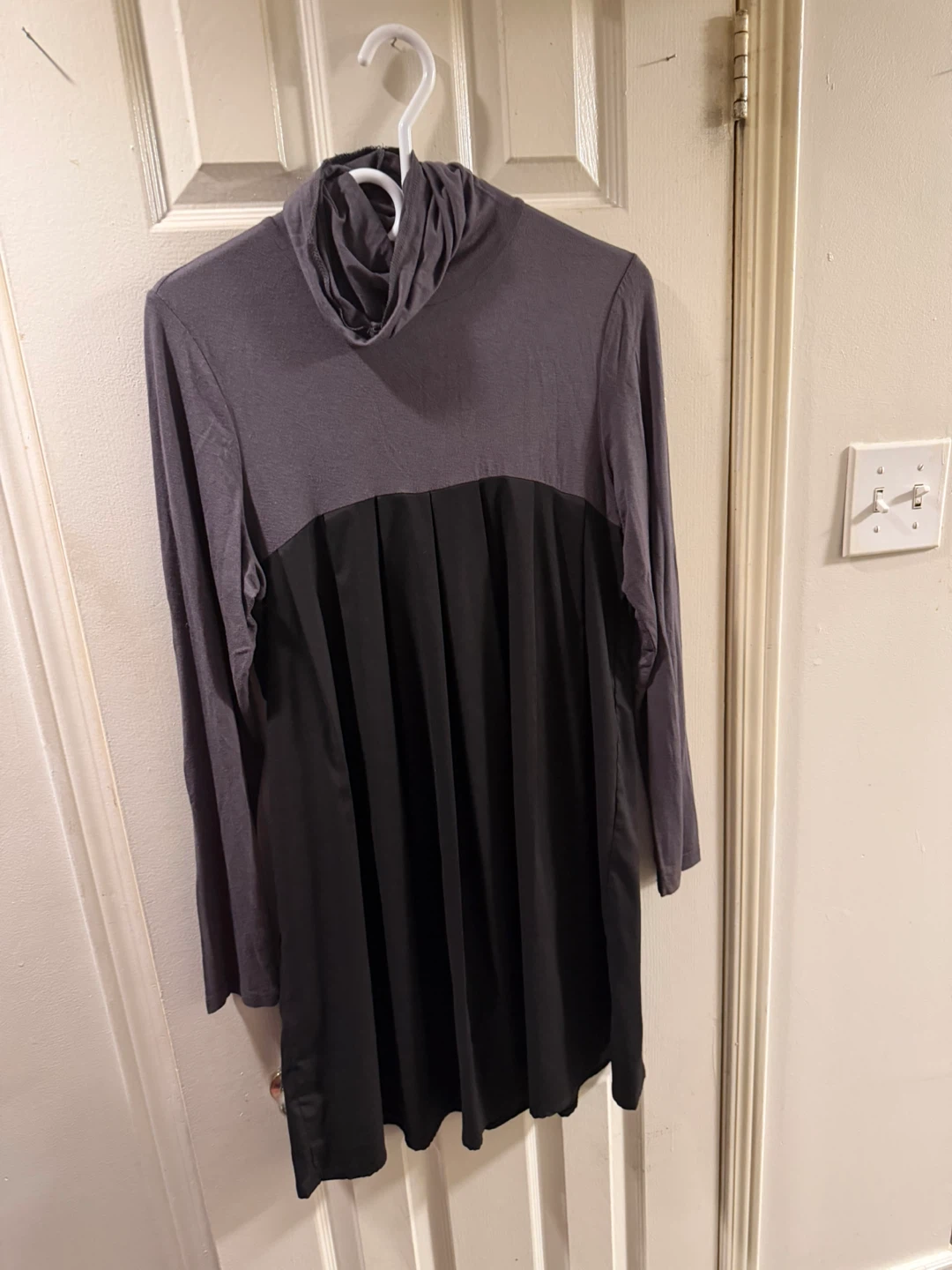 Bundle of 4 Women's Dresses - photo 4