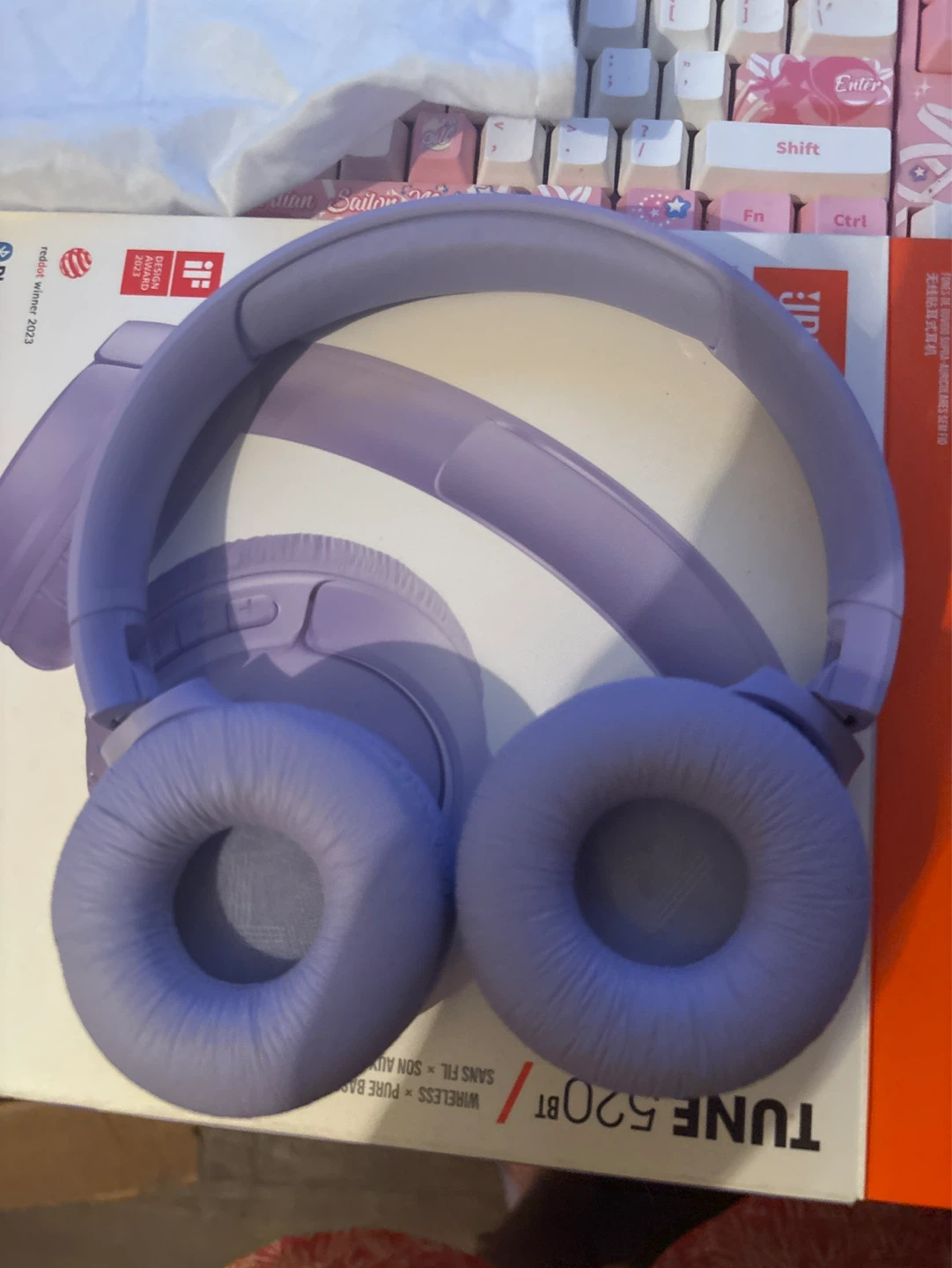 JBL Tune 520BT Wireless On-Ear Headphones - Purple - photo 5