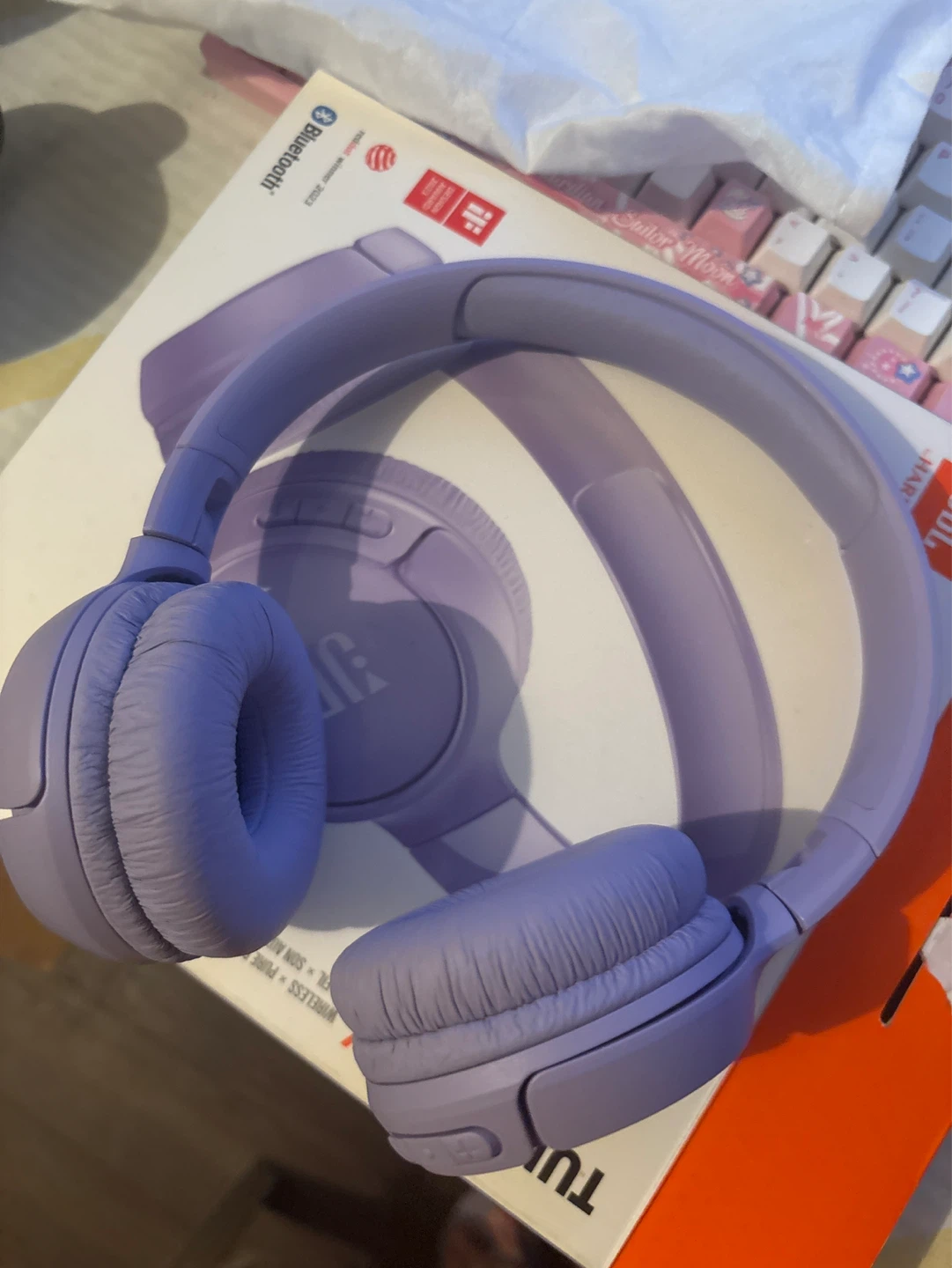 JBL Tune 520BT Wireless On-Ear Headphones - Purple - photo 4