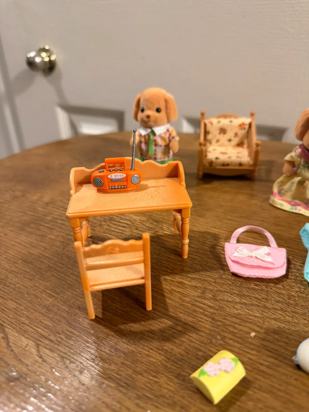 Calico Critters Dog Family Furniture Set - photo 2