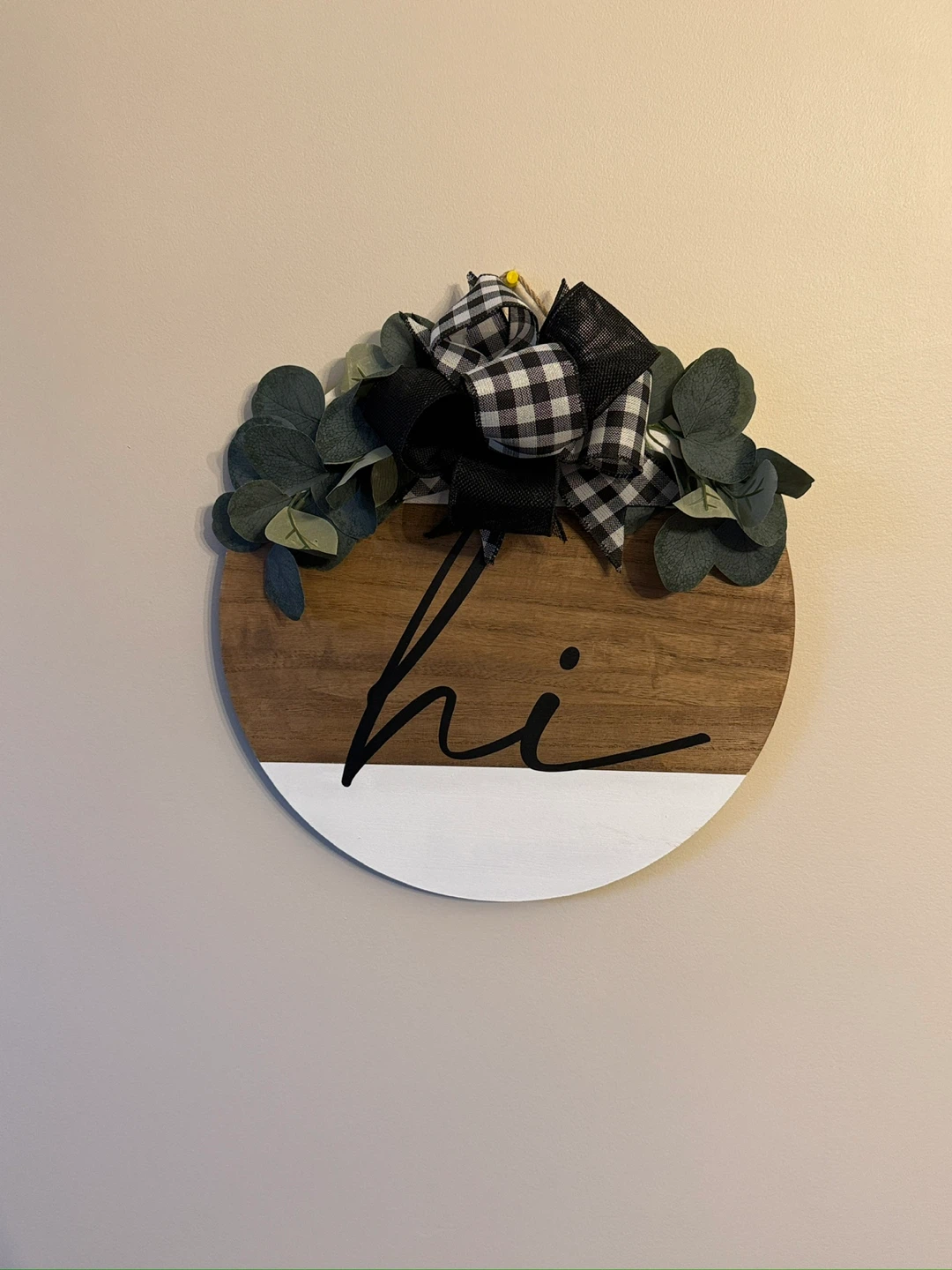 Round Welcome Door Hanger with Bow - photo 5