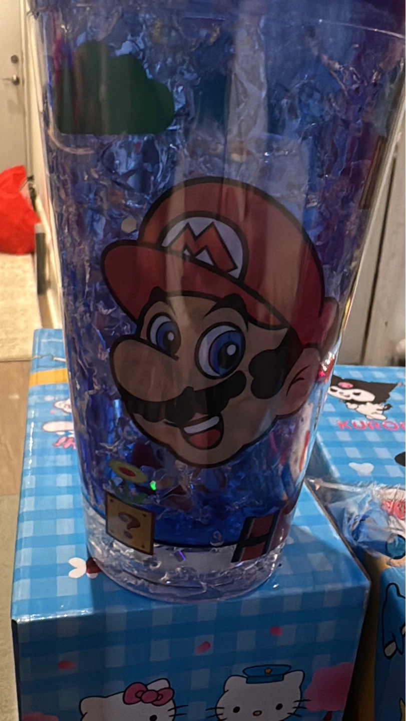 Super Mario Tumbler Cup with Lid - photo 3