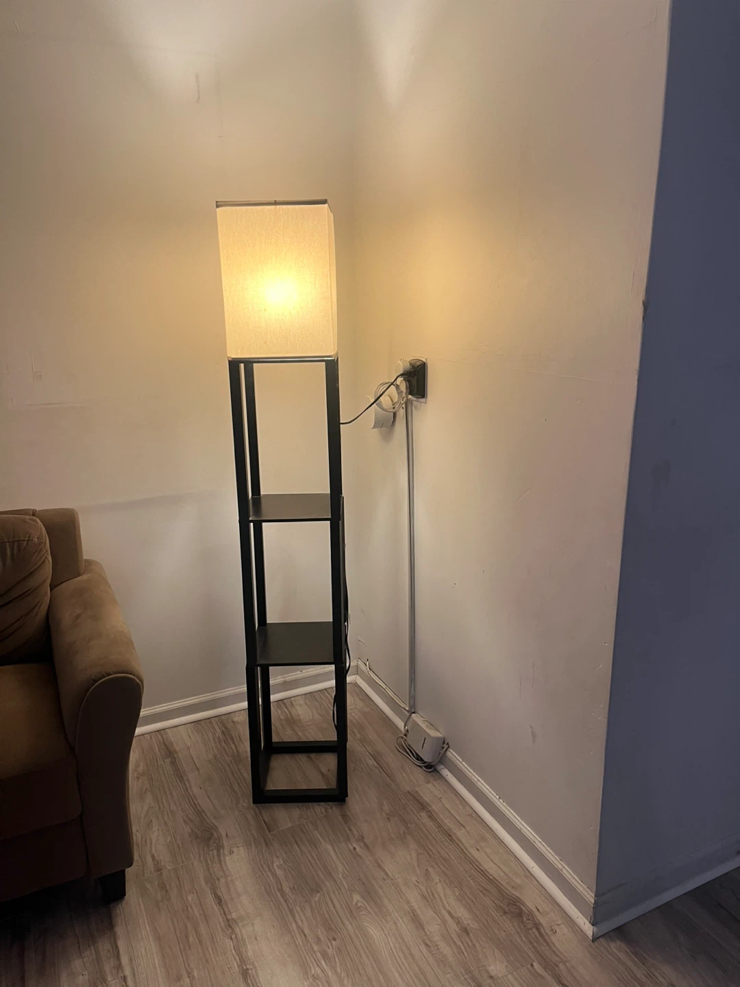 Floor Lamp with Shelves - photo 2