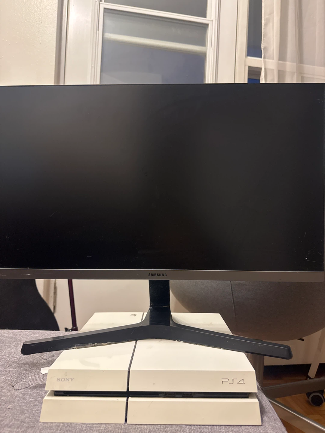 Samsung 24" FHD Monitor