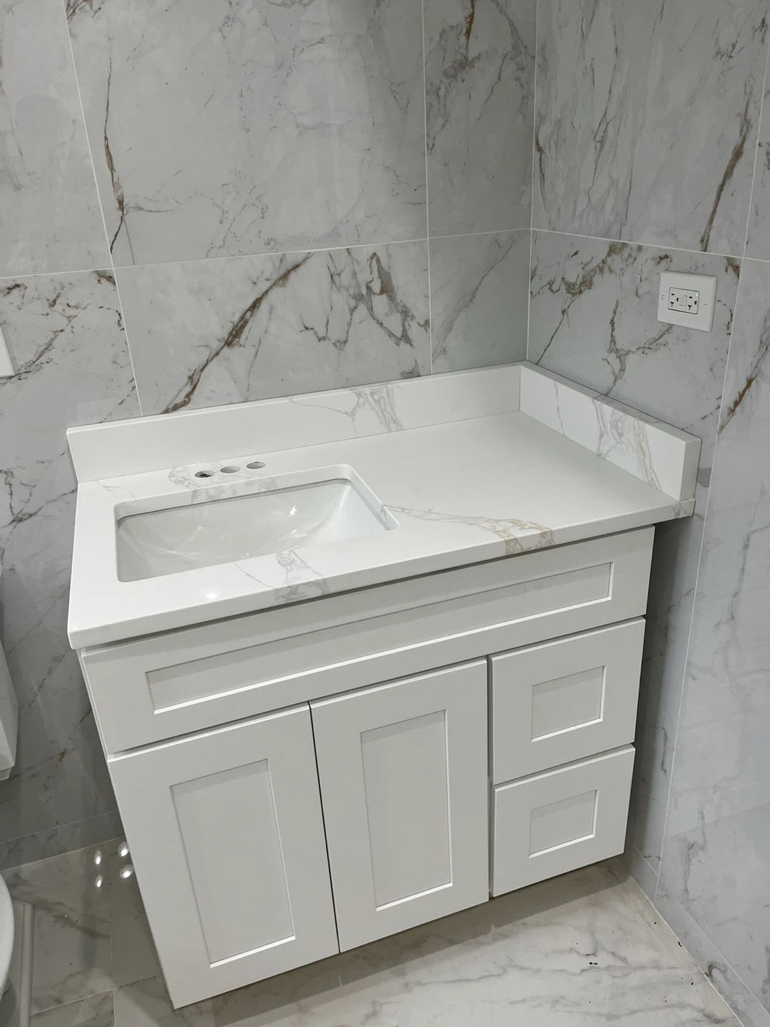 Calcatta Eclipse Quartz Slab AVCE930 - photo 3