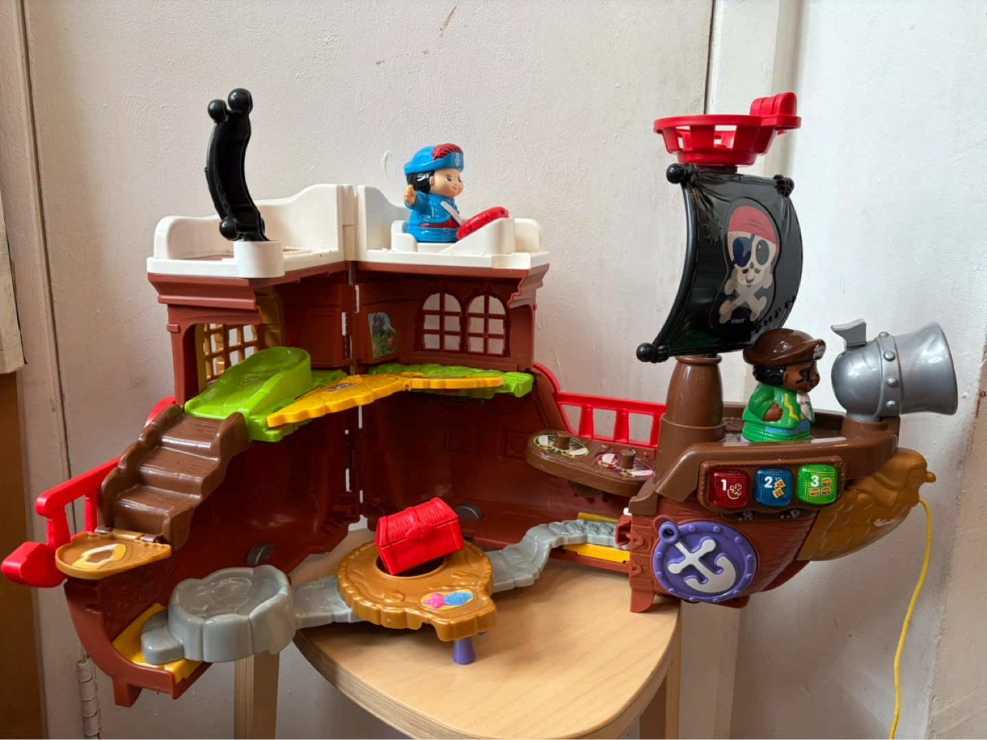 VTECH TREASURE SEEKERS BIG PIRATE SHIP - photo 2
