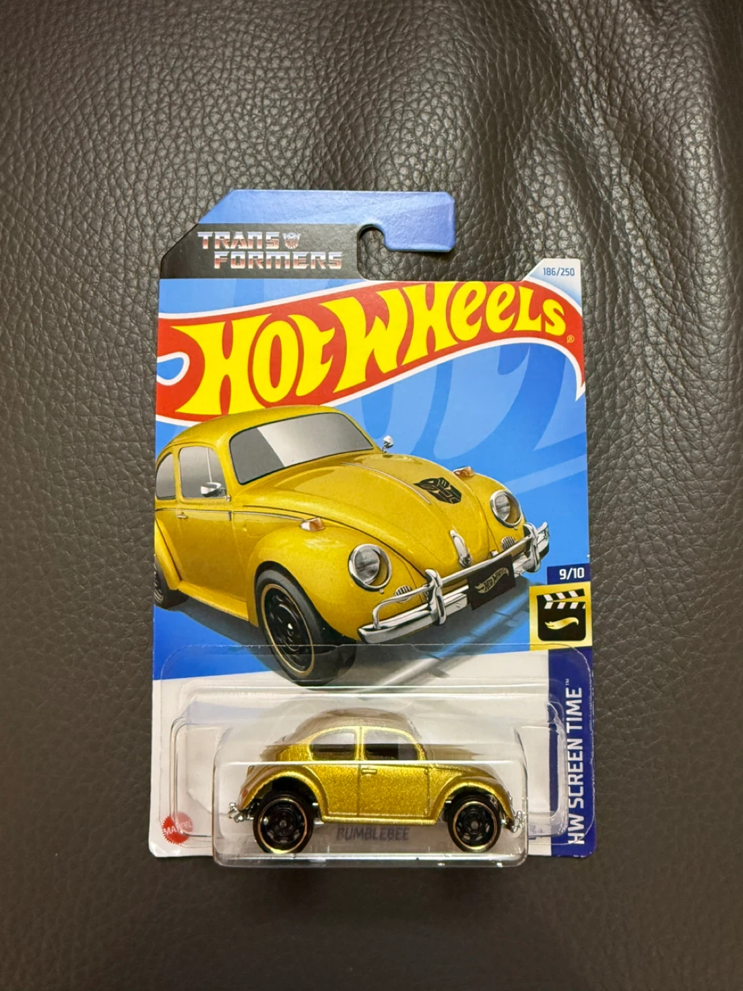 Hot Wheels Transformers Optimus Prime & Bumblebee Die-Cast Cars - photo 4