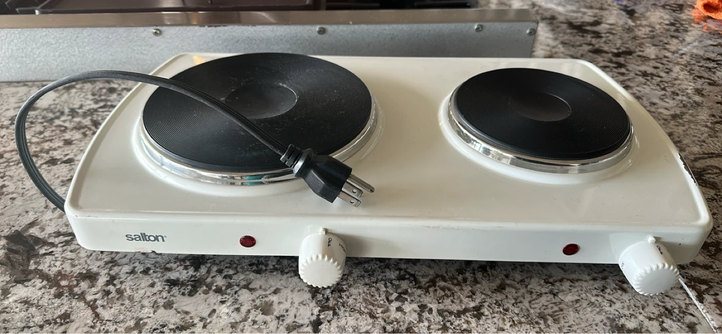 Salton White Double Burner Hot Plate
