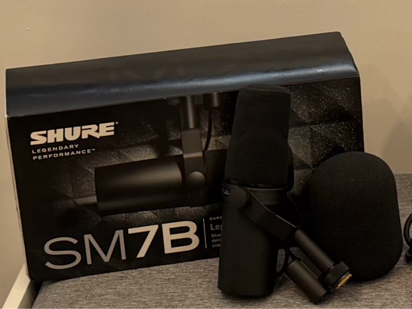 Shure SM7B Cardioid Dynamic Vocal Microphone