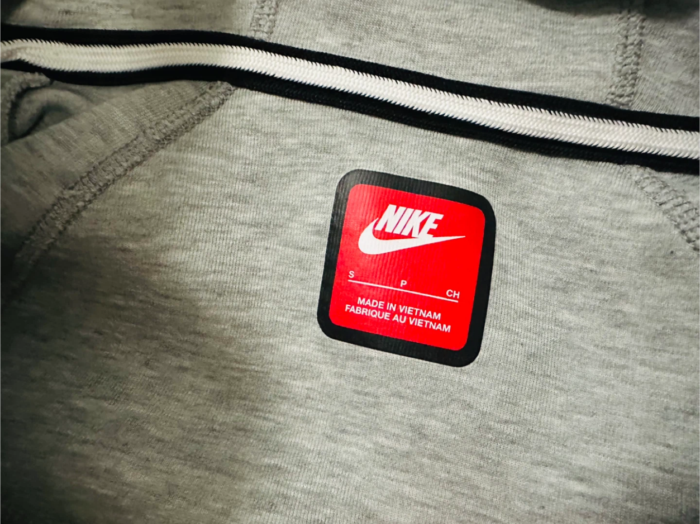 Nike Tech Fleece Tracksuit Grey Youth Size S - photo 2