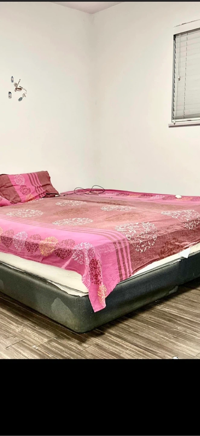 King size bed set
