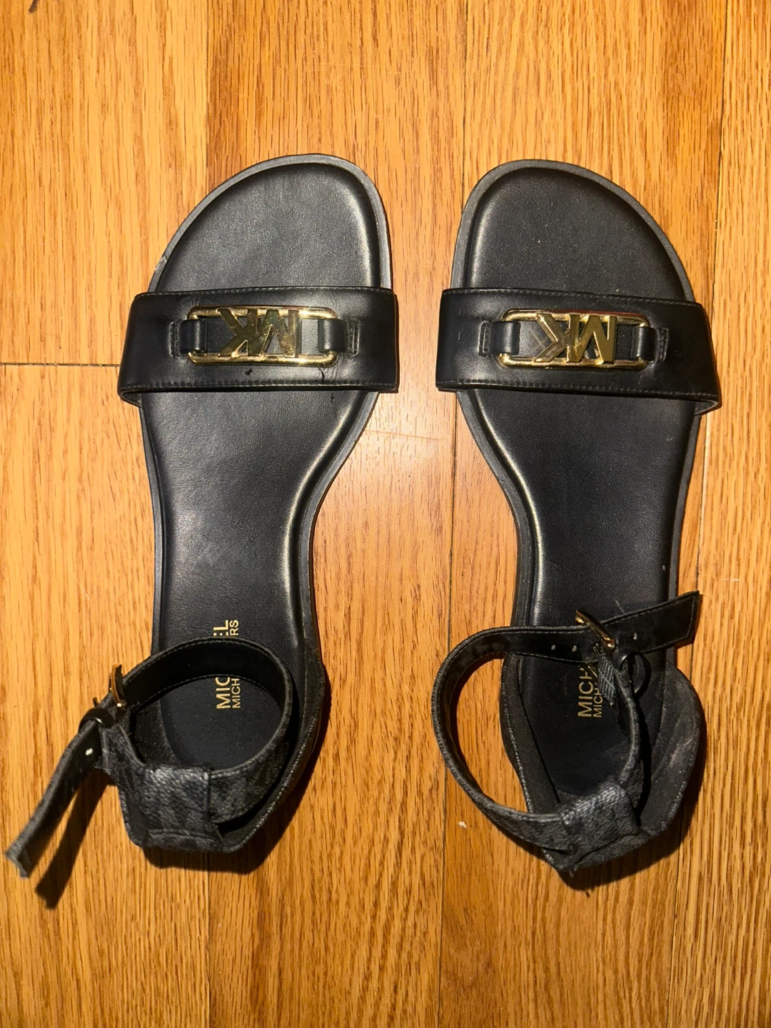 Michael Kors Black Leather Sandals Size 7