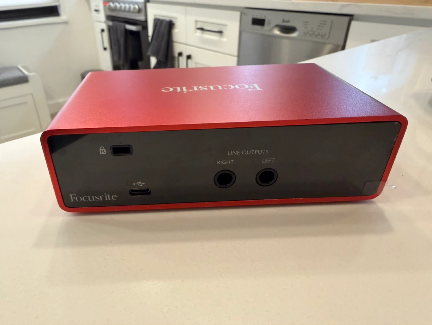 Focusrite Scarlett Solo 3rd Gen USB Audio Interface - photo 2