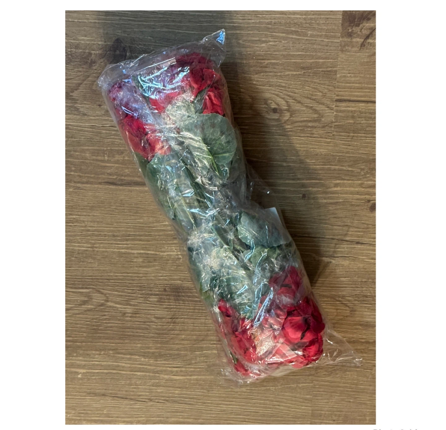 Brand new Outdoor Artificial Flowers Red 6 Bundles - photo 2