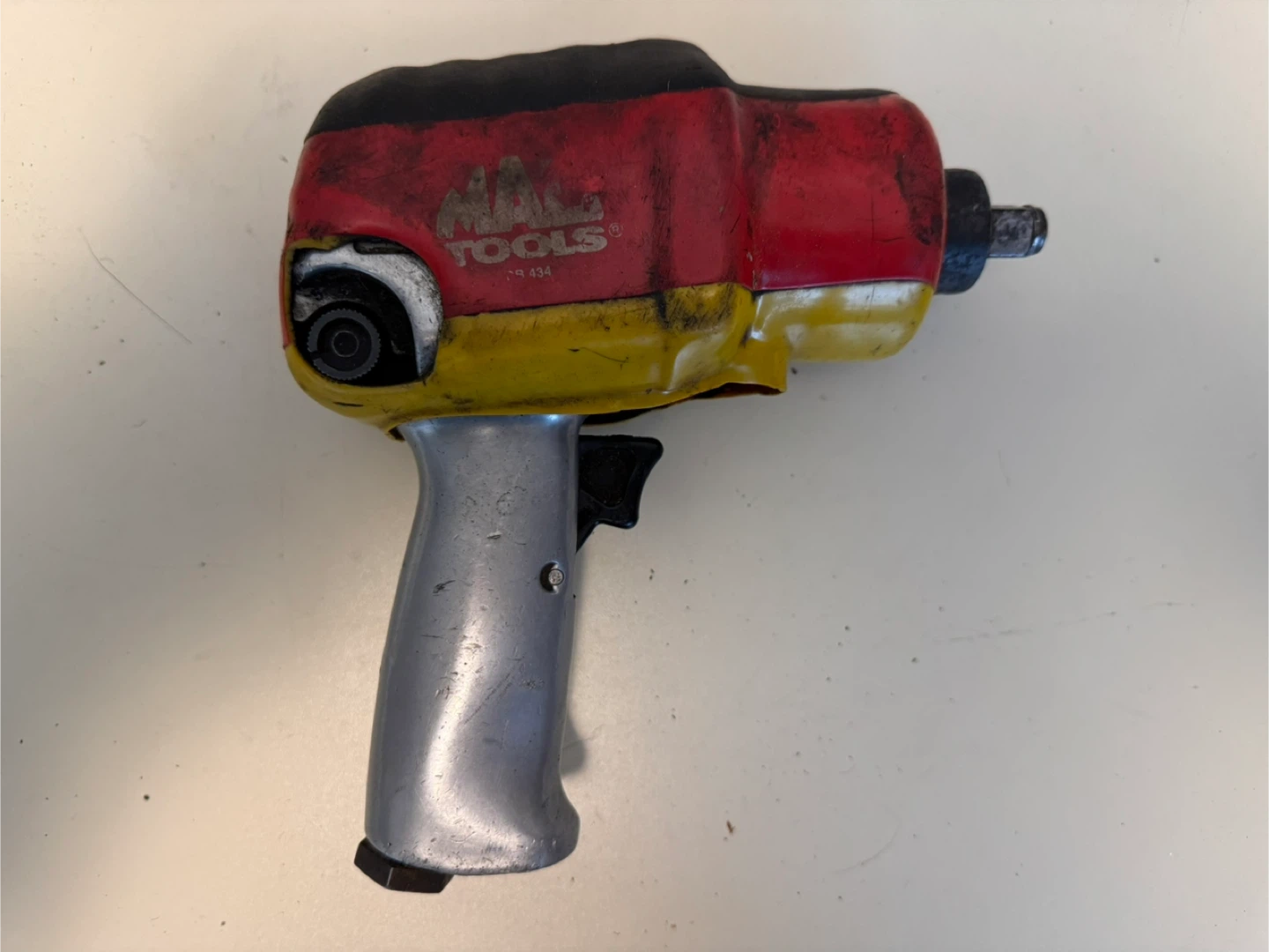 Mac Tools 1/2" Air Impact Wrench - photo 3
