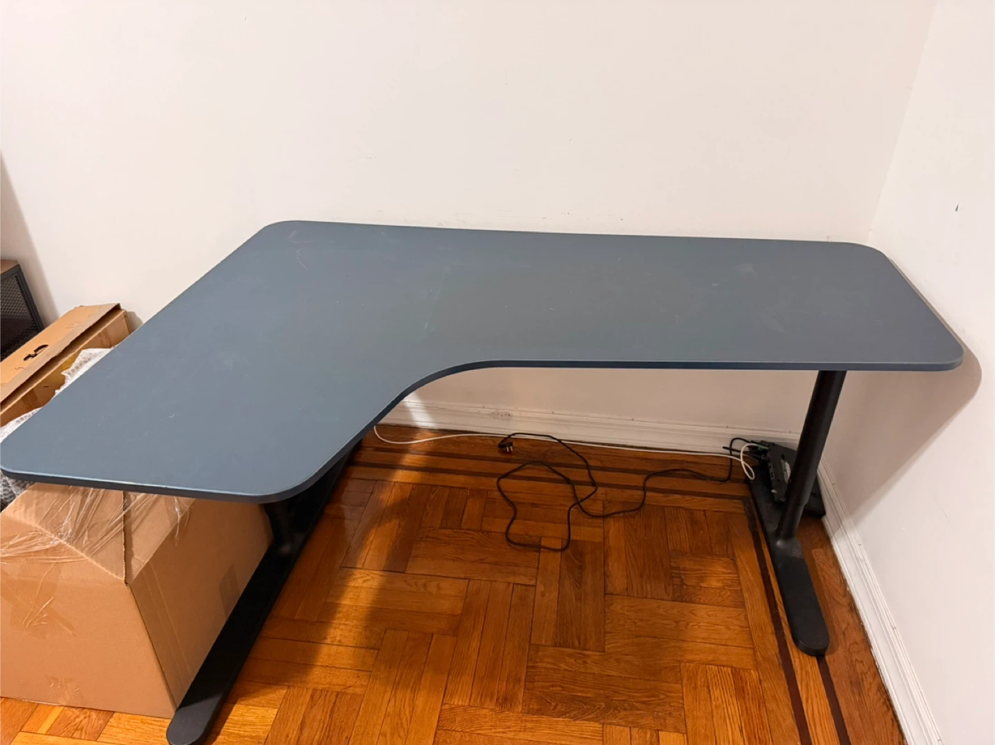IKEA BEKABT L-Shaped Standing Desk & office Chair - photo 3