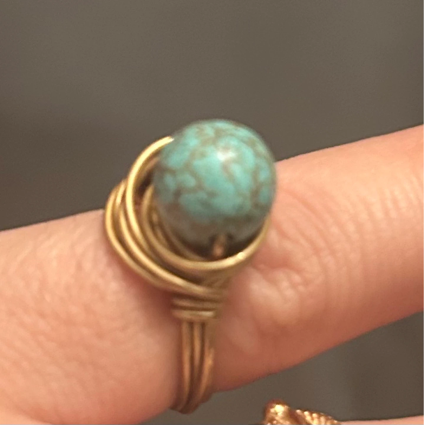 Gold wire-wrapped ring with turquoise stone - photo 2