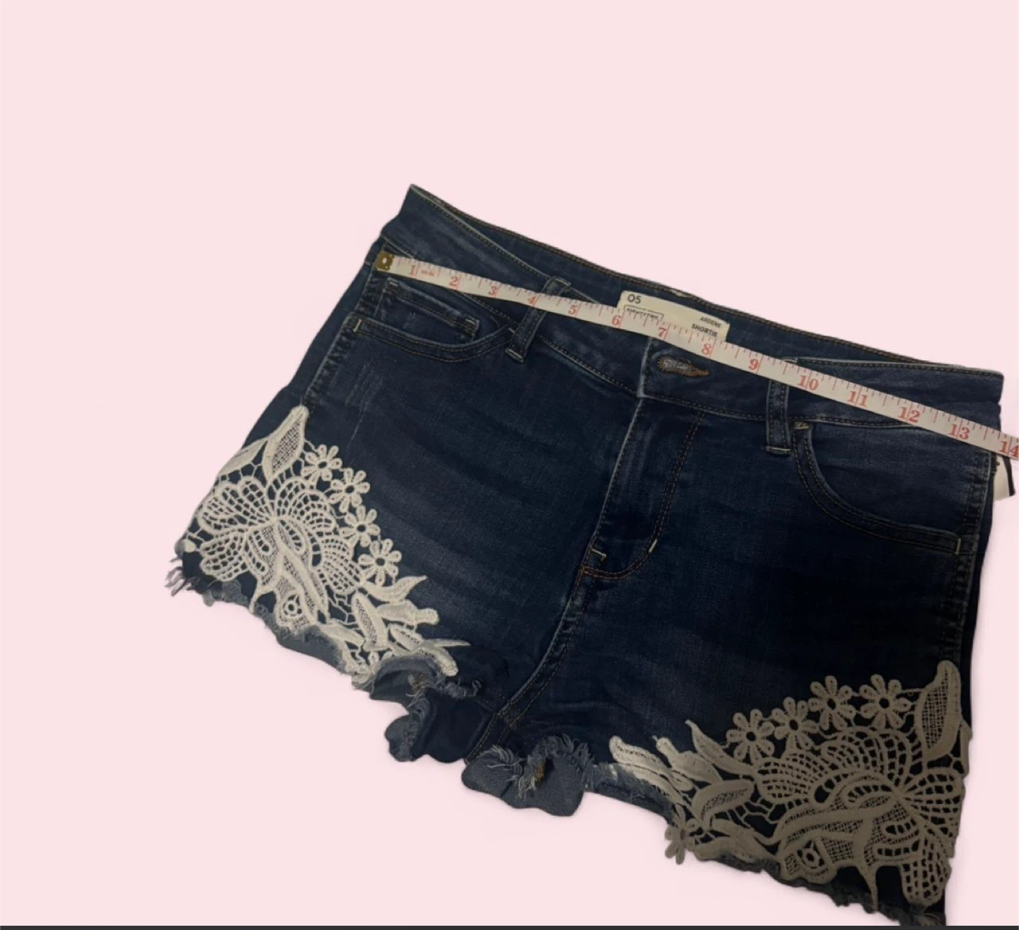 Vintage Lace Trim Denim Shorts - photo 3