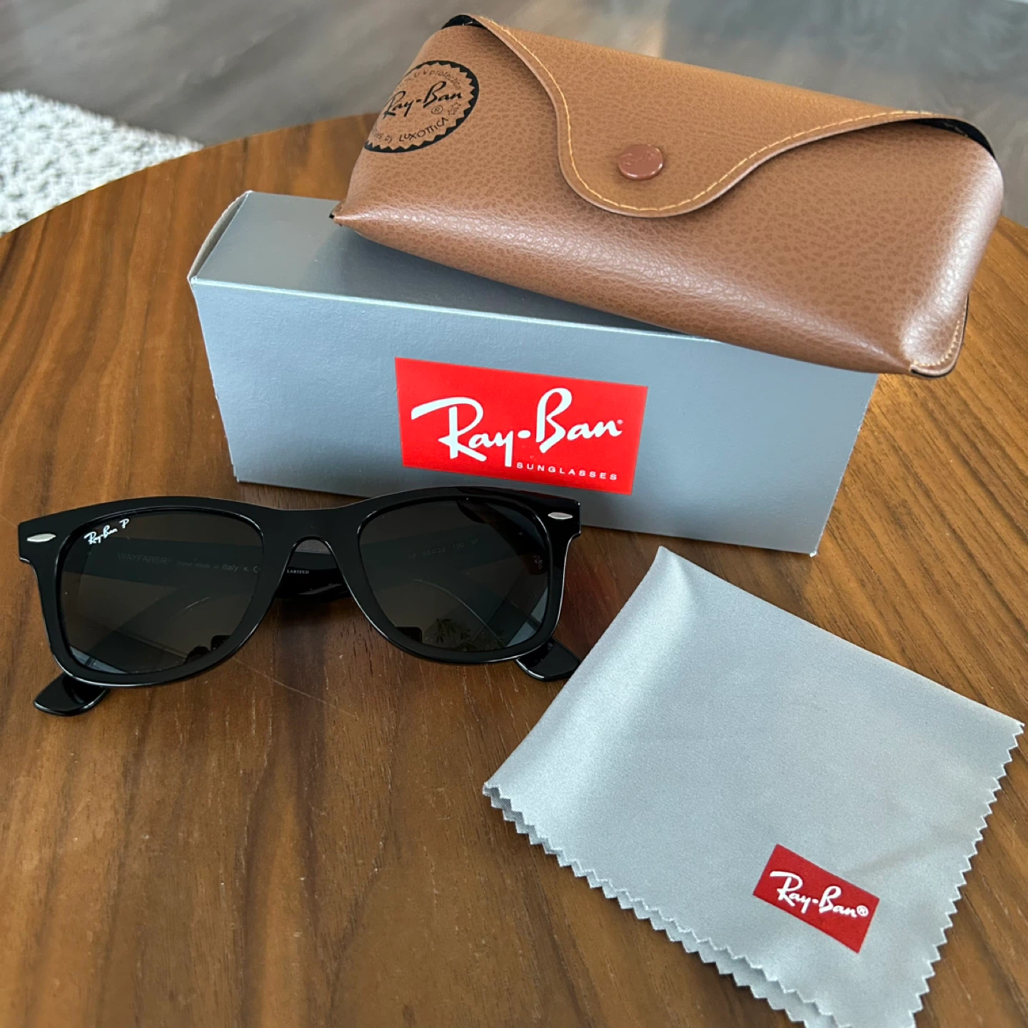 Ray-Ban Polarised Wayfarer RB4340 Sunglasses