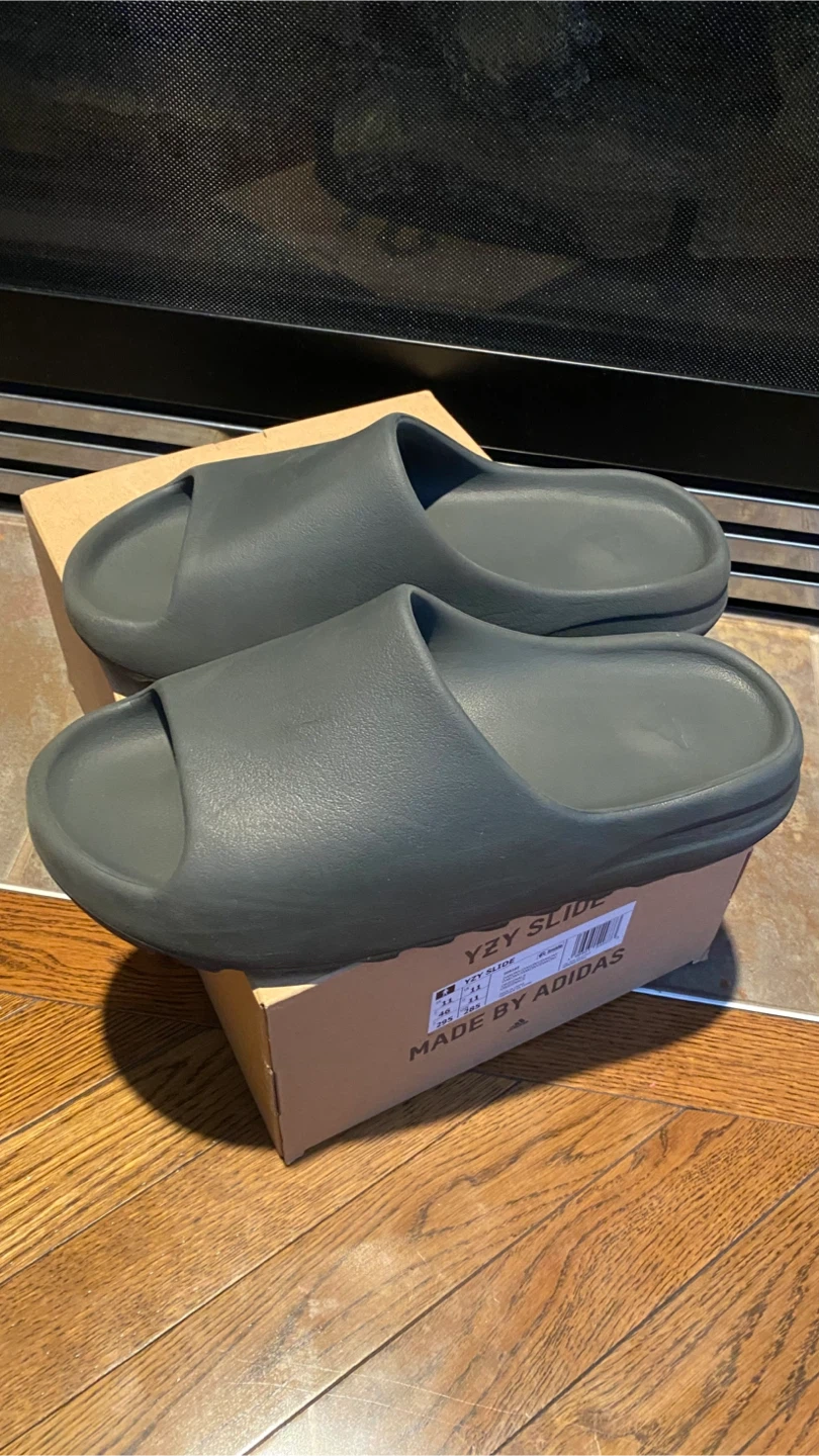 Adidas Yeezy Slide Dark Grey Size 11 - photo 4