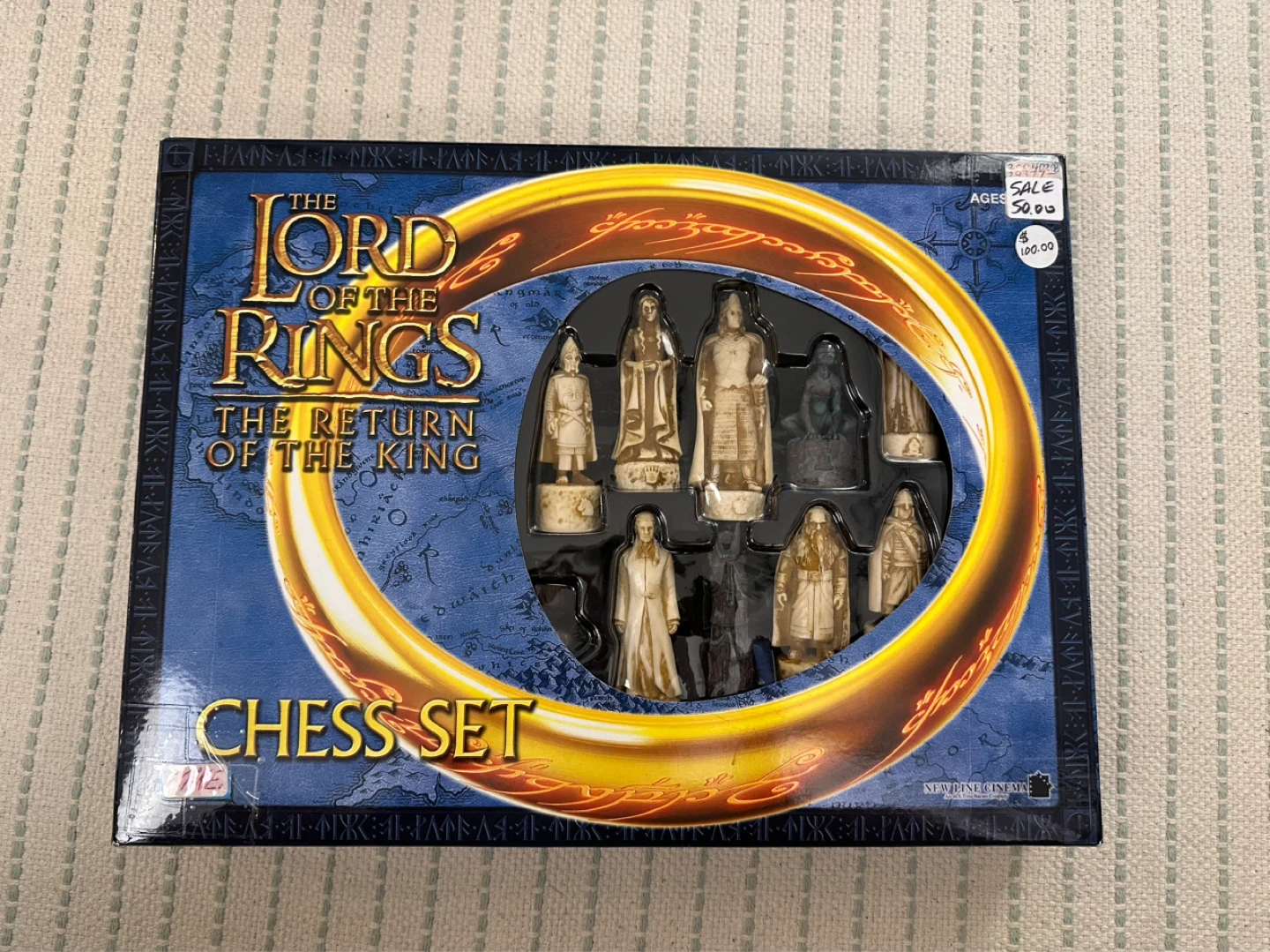 LOTR Chess Set [MOVING SALE]