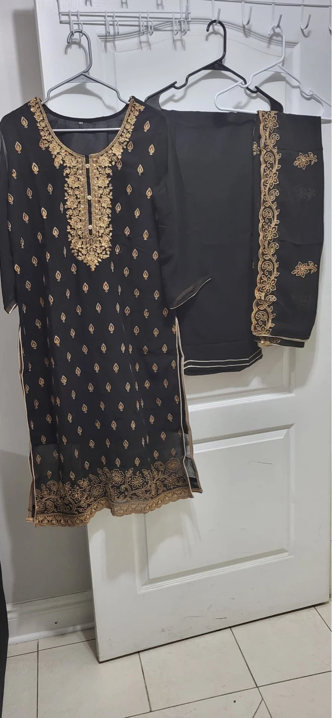 Black Kurti with Gold Embroidery and Pants - photo 4
