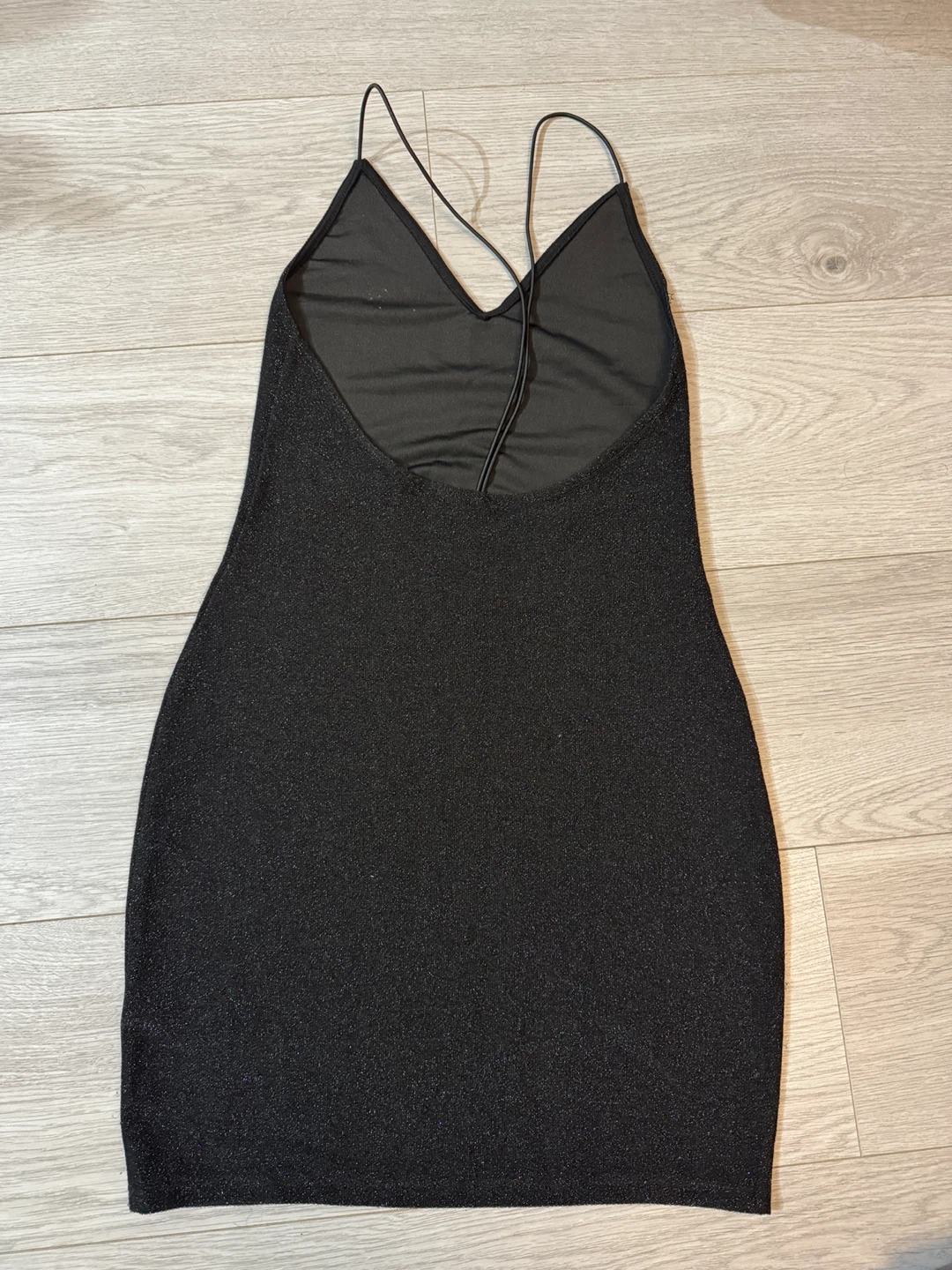 H&M black shimmer dress size S - photo 2