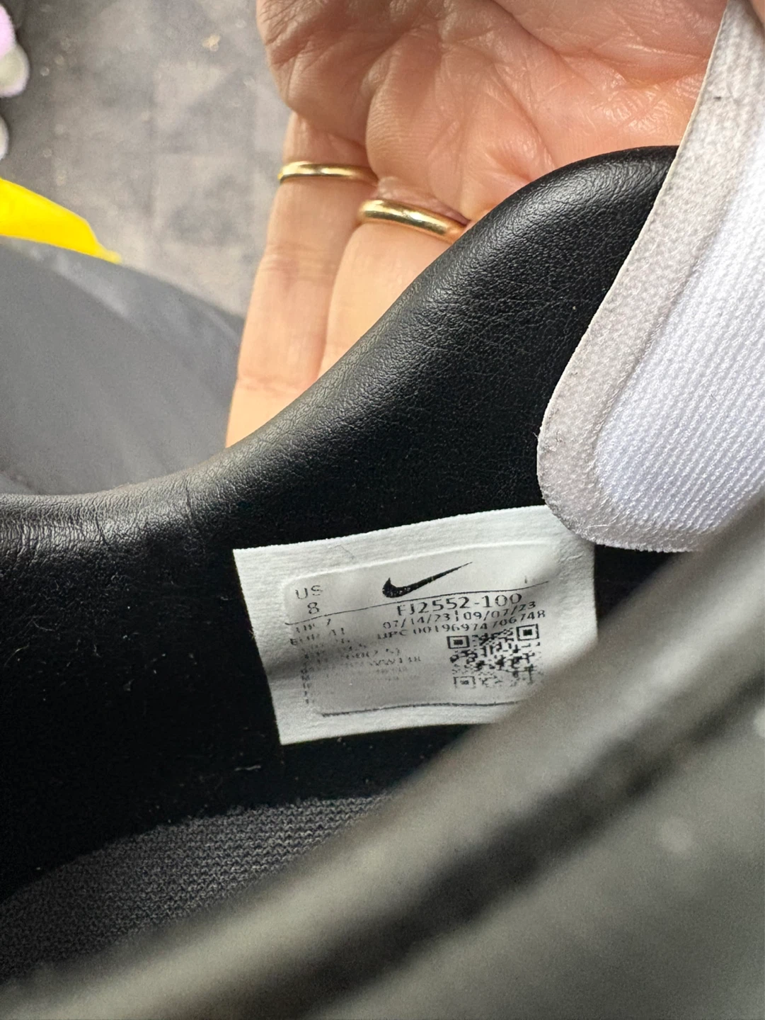 Nike Phantom GX Cleats Size 8 Women - photo 3