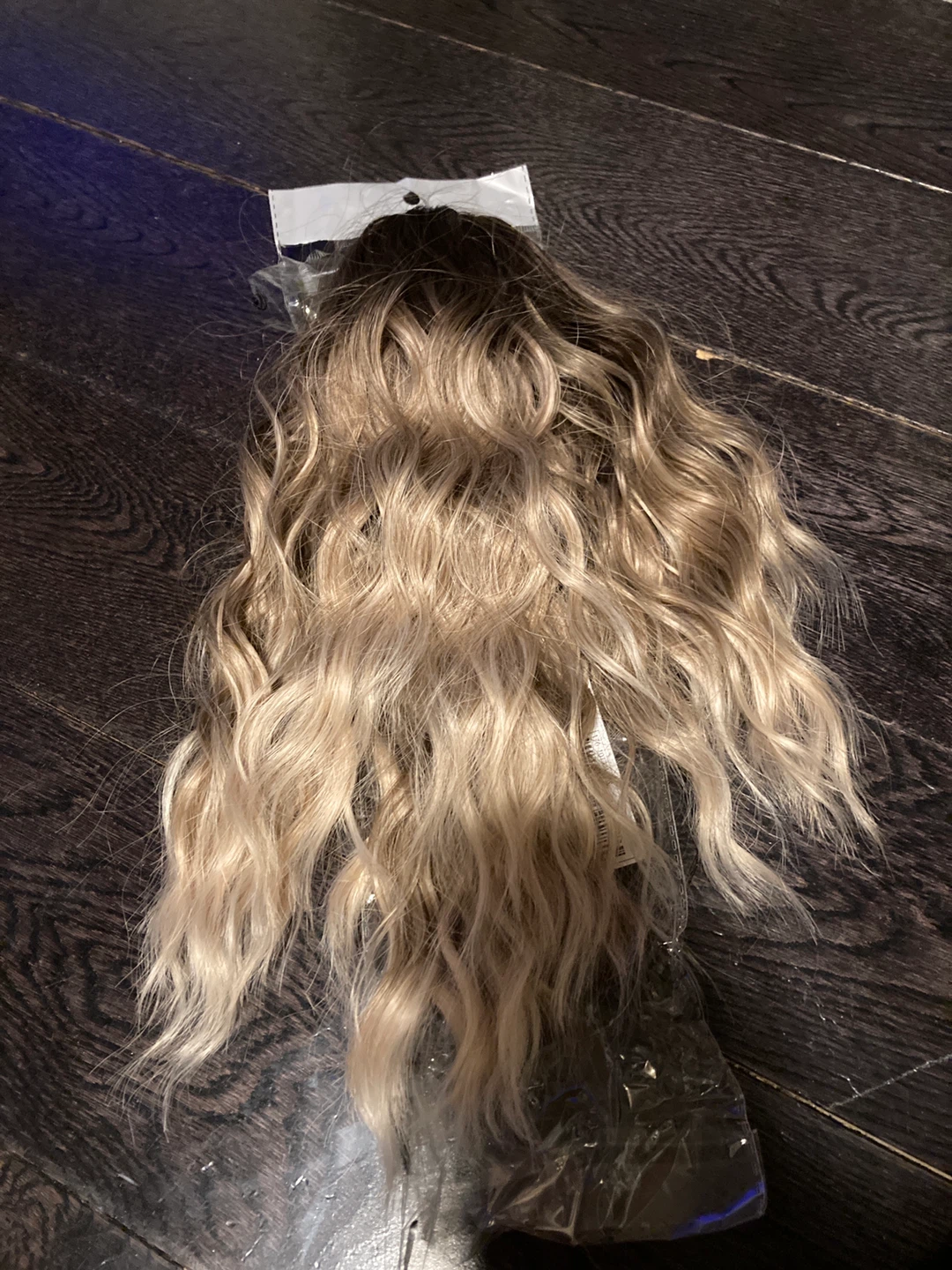Claw Clip Hair Extension - Wavy Brown to Blonde Ombre