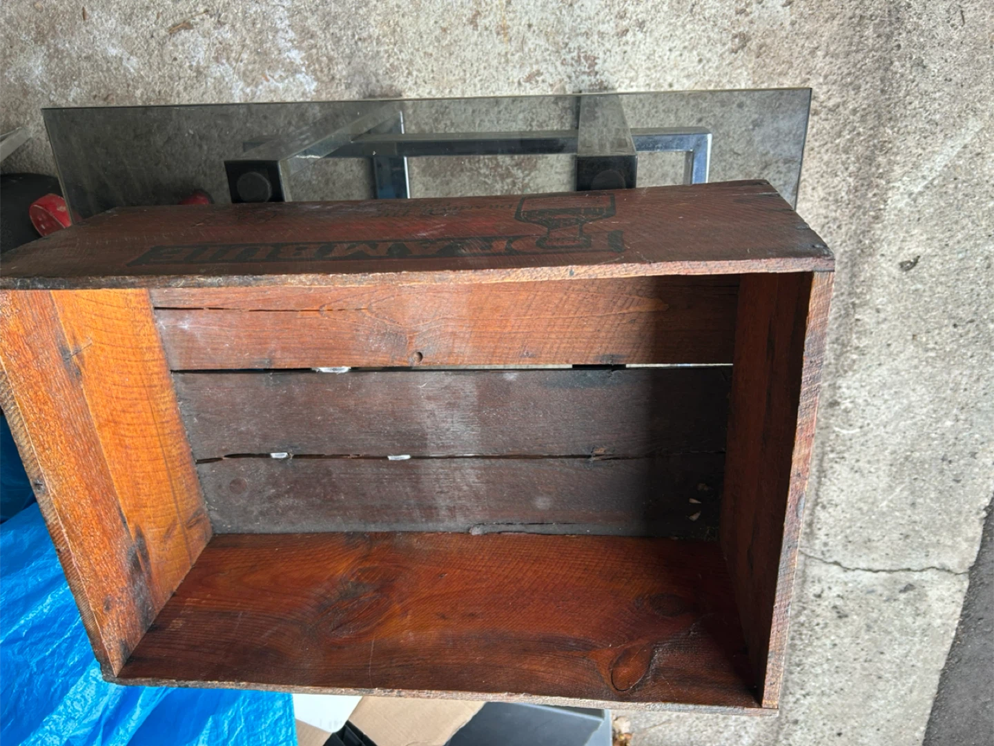 Vintage Drambuie Liqueur Wooden Crate - photo 3