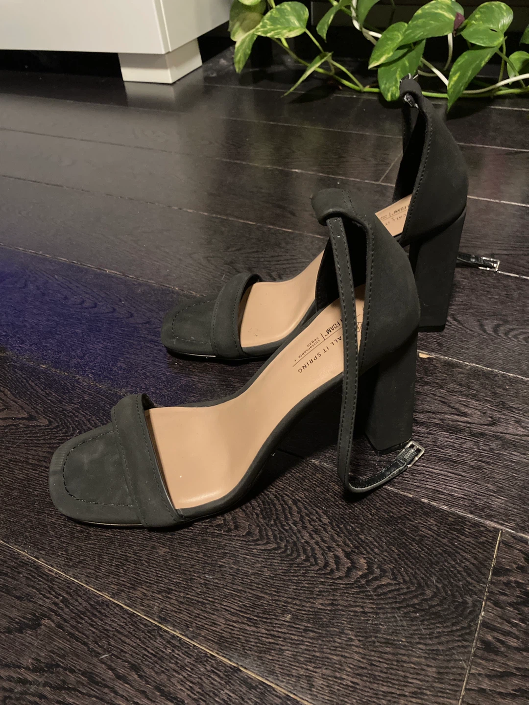 Call It Spring Black Block Heel Sandals Size 9 - photo 2