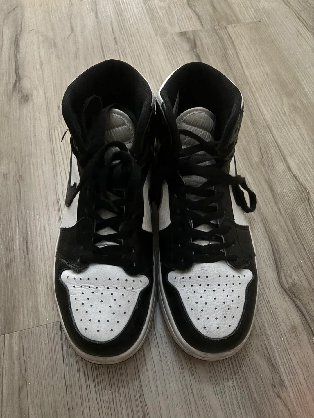 Air Jordan 1 High Top Sneakers - photo 5