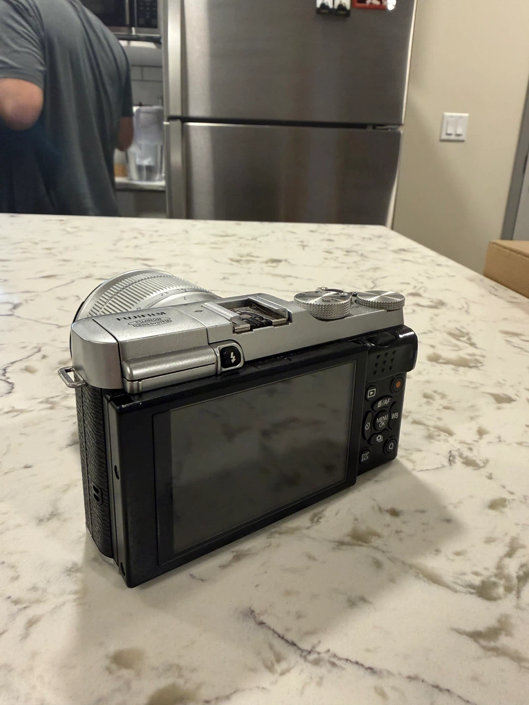 Fujifilm X-A2 Mirrorless Camera with XC 16-50mm Lens - photo 2