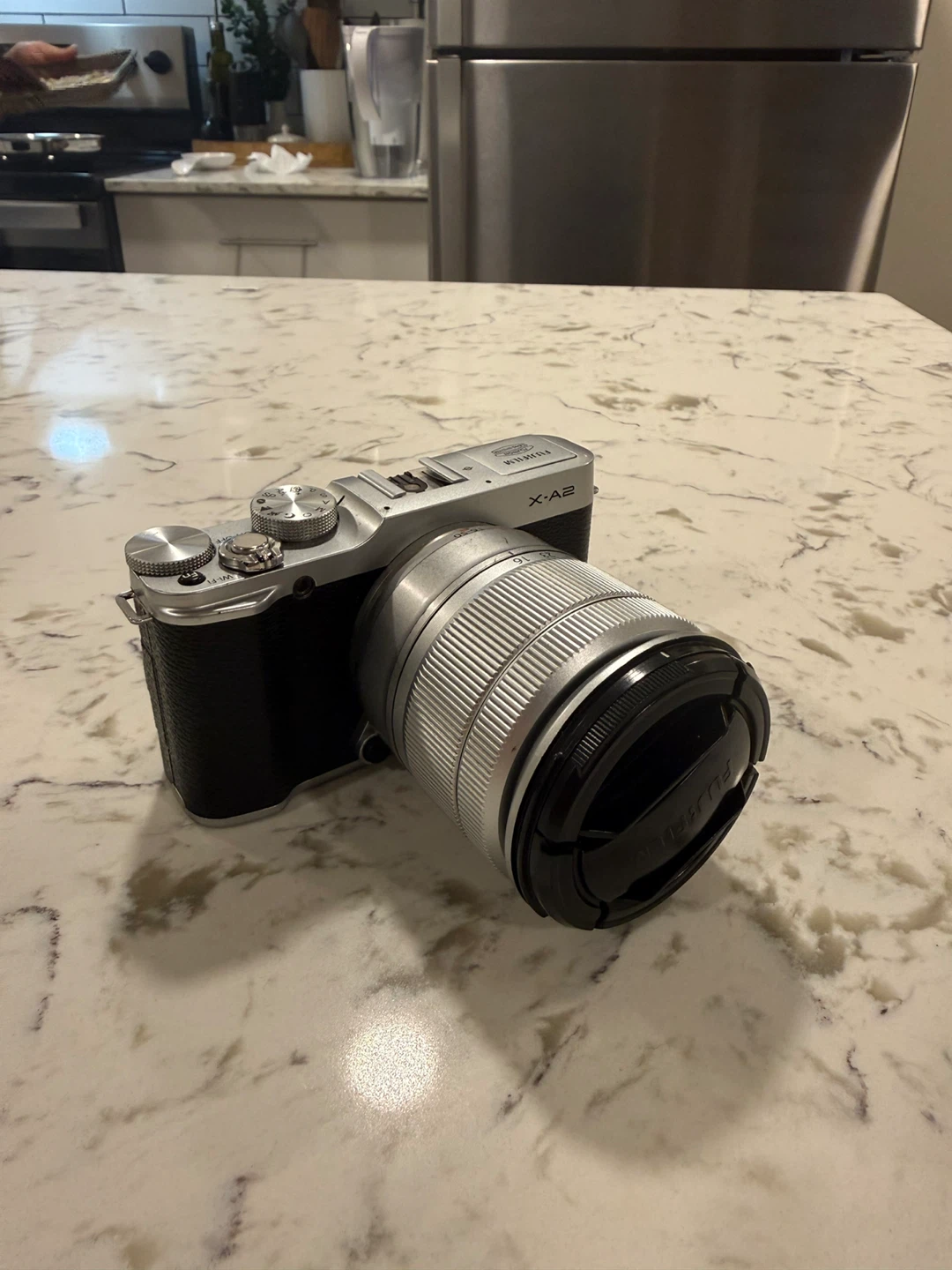 Fujifilm X-A2 Mirrorless Camera with XC 16-50mm Lens
