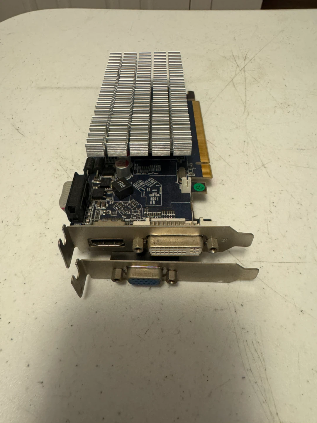 HD 6450 Graphics Card - photo 2
