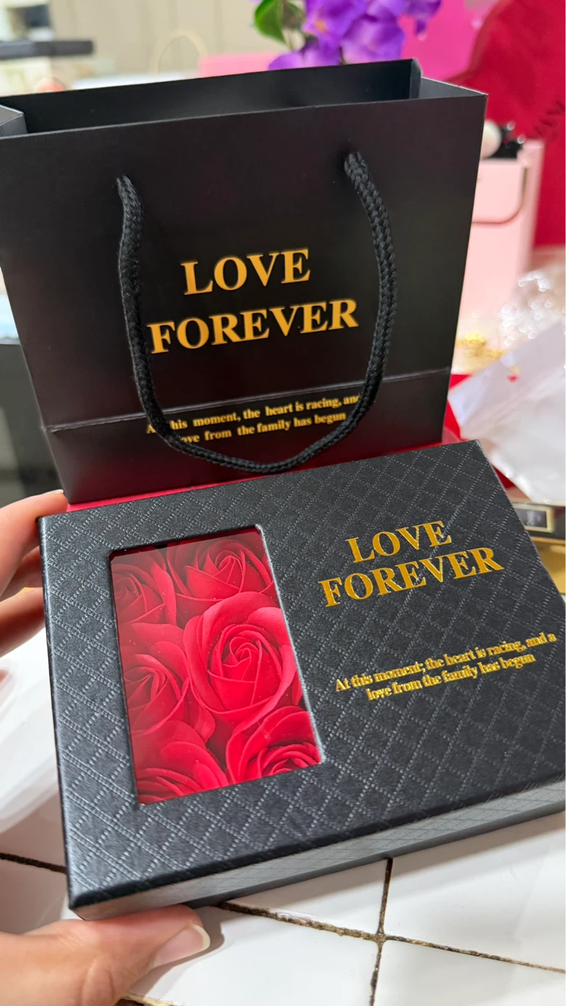 Love Gift hampers - photo 3