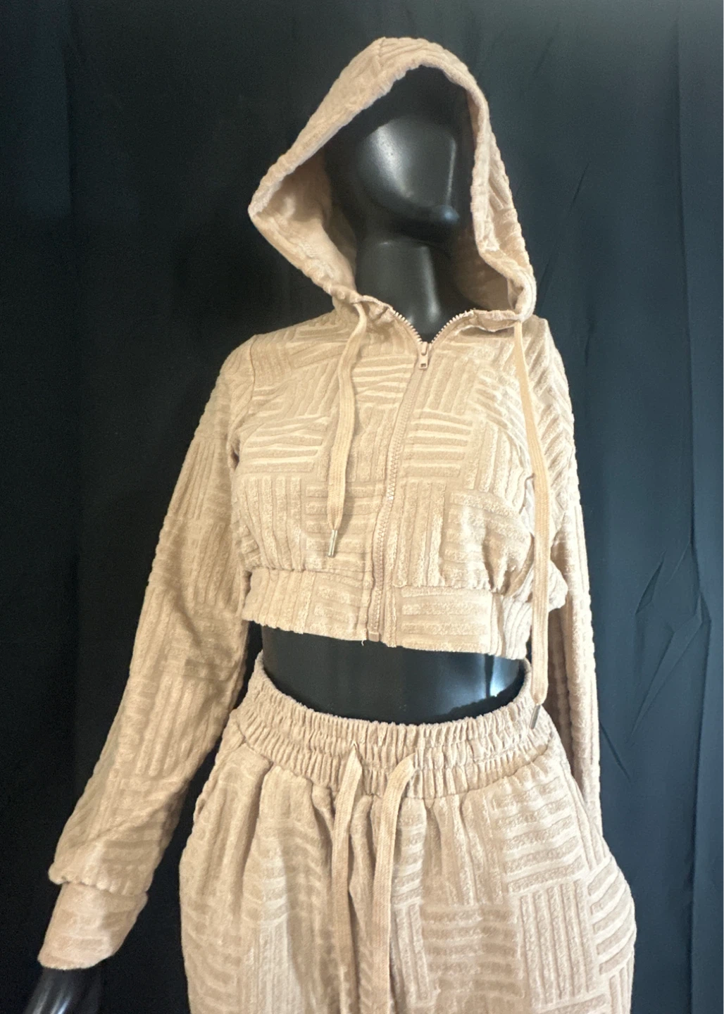 Women's Beige Textured Lounge Set - Cropped Hoodie & Pants - photo 2