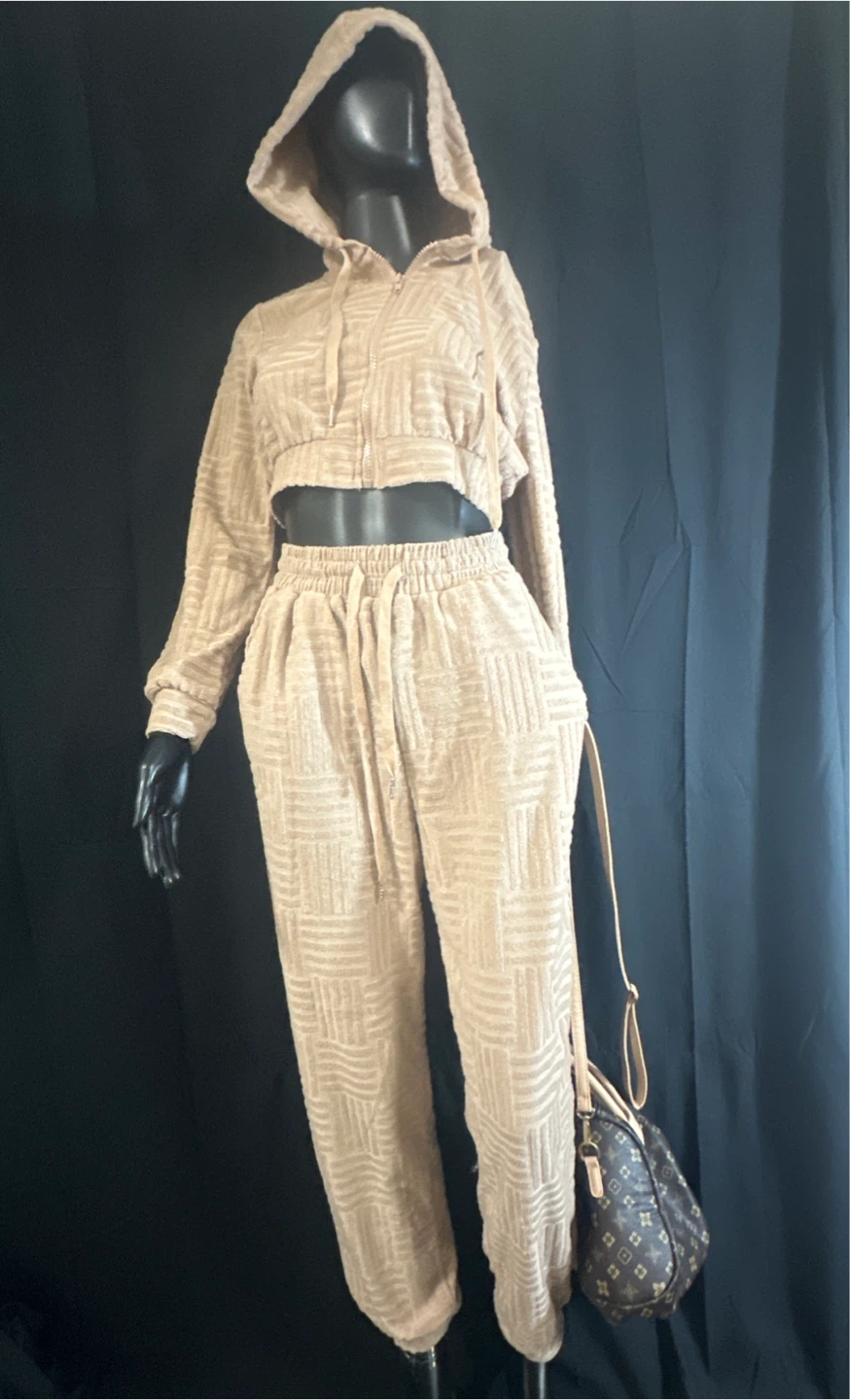 Women's Beige Textured Lounge Set - Cropped Hoodie & Pants - photo 3