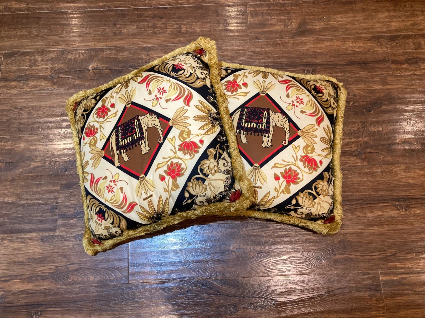Versace Home Cushion Set