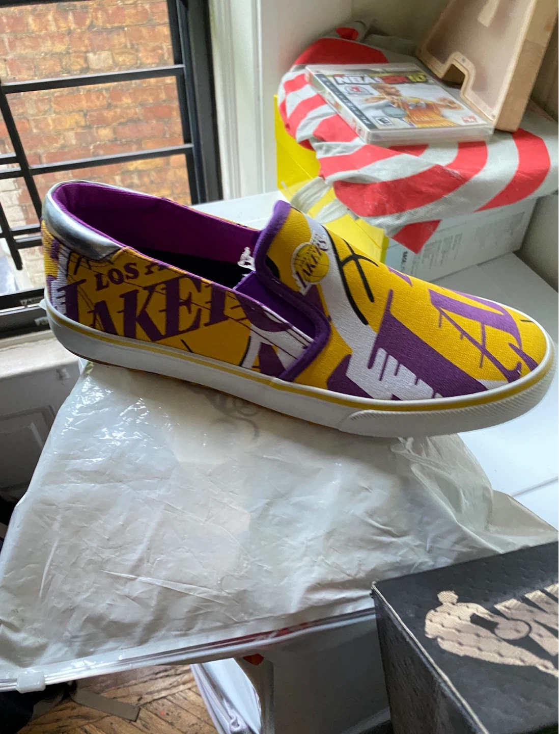 122R The Slip Lakers Slip On Shoes Size US 11 - photo 3