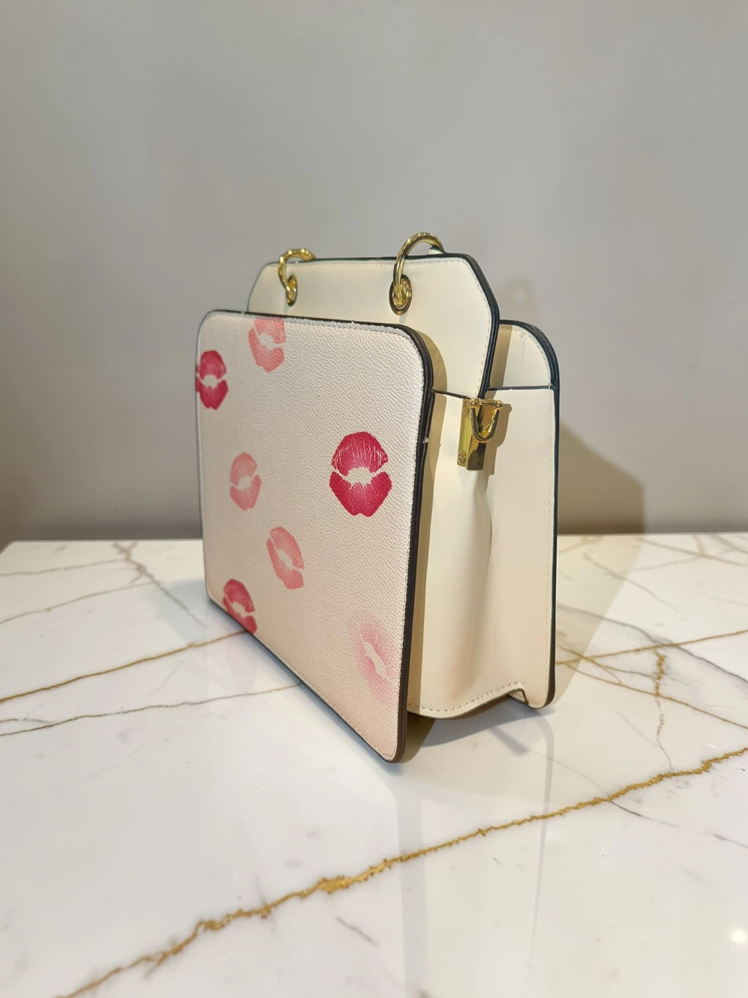 Coach Cream & Pink Kiss Print Handbag - photo 3