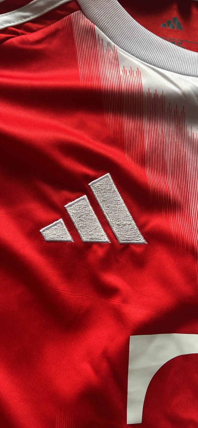 FC Bayern München Adidas Football Jersey - photo 4