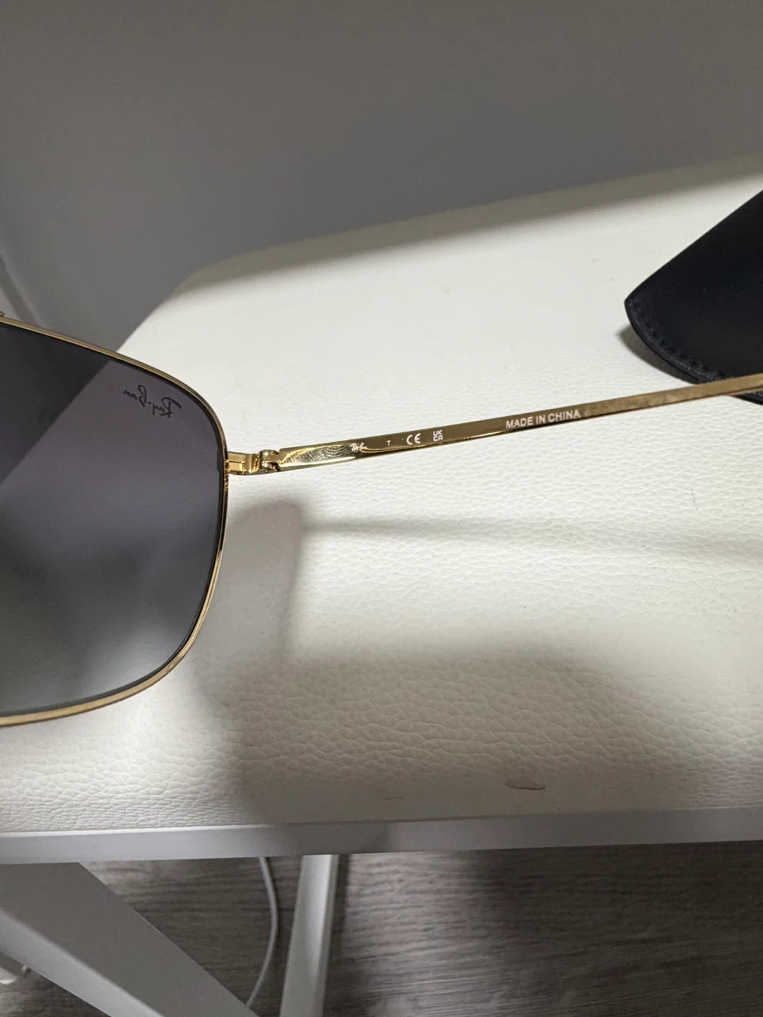 Ray-Ban Sunglasses with Case - photo 4