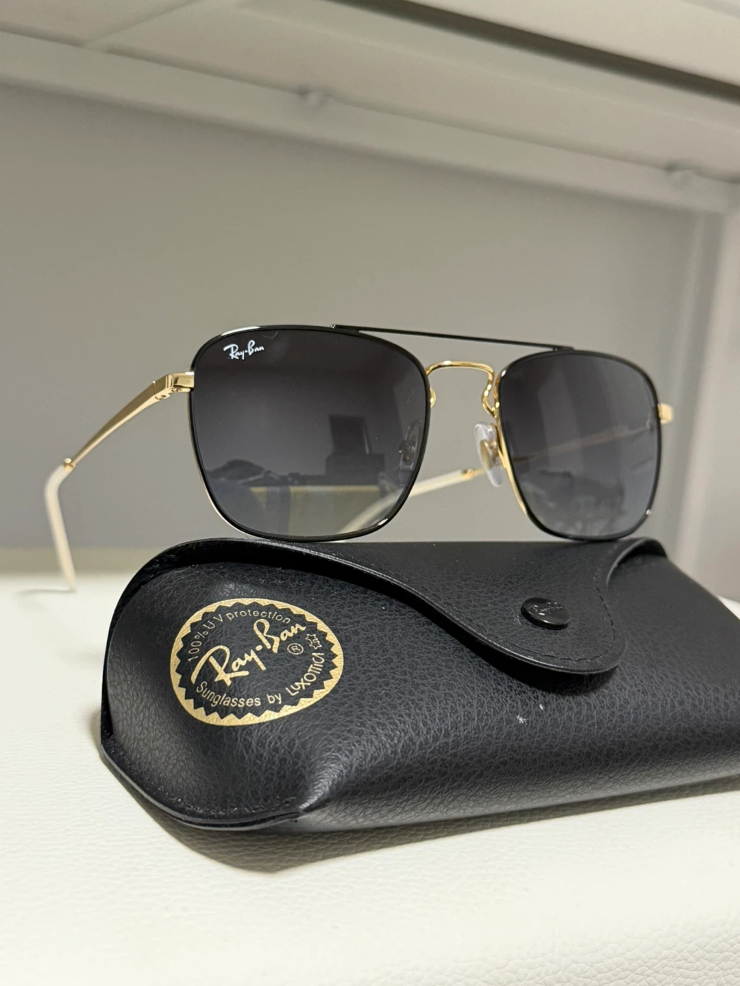 Ray-Ban Sunglasses with Case