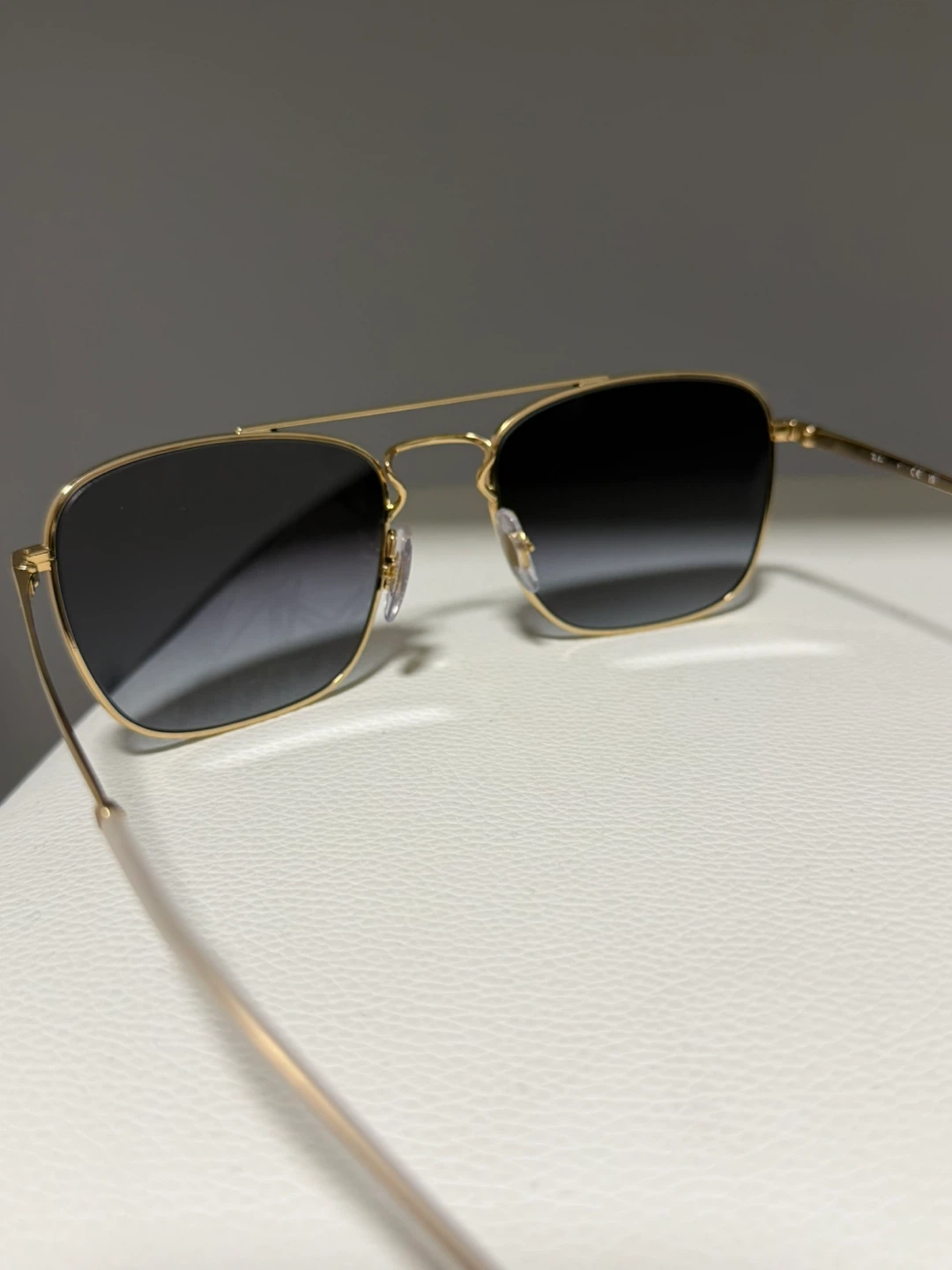 Ray-Ban Sunglasses with Case - photo 5