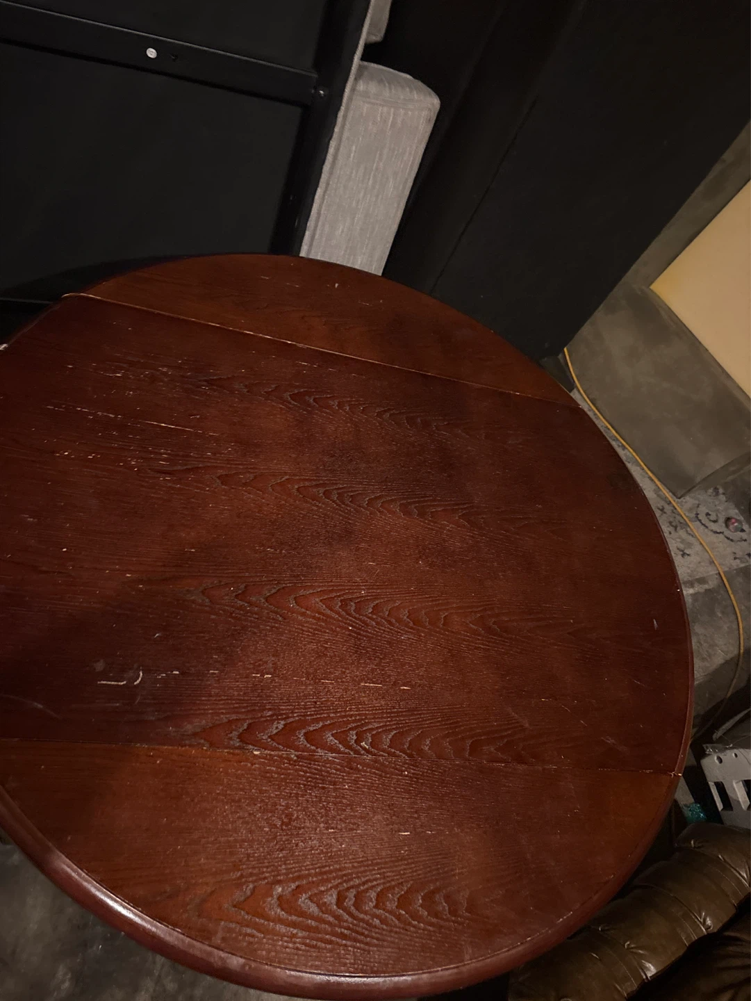 Round wooden table with sides that fold down - photo 2